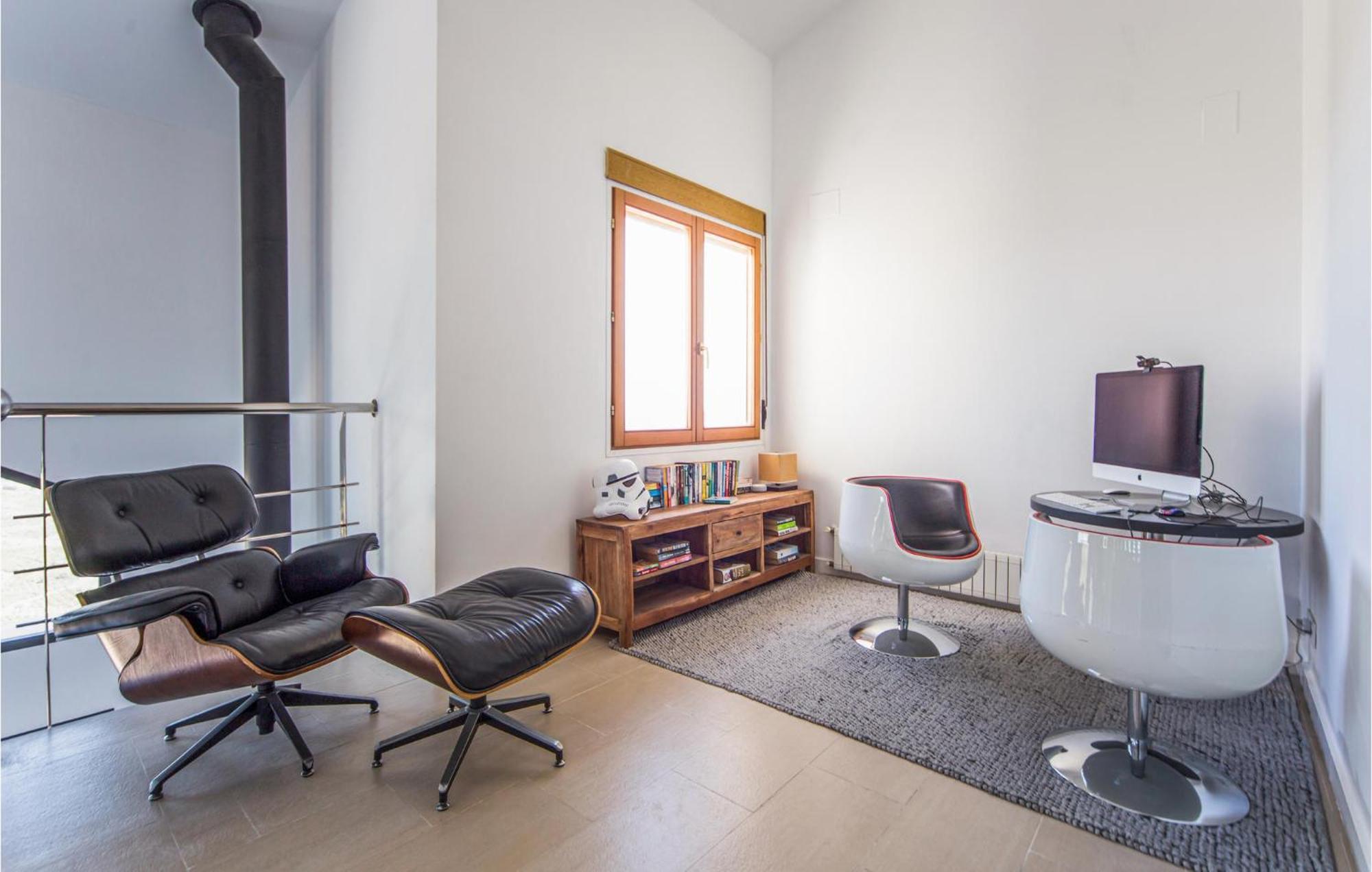 Amazing Home In Ador With Kitchenette ภายนอก รูปภาพ